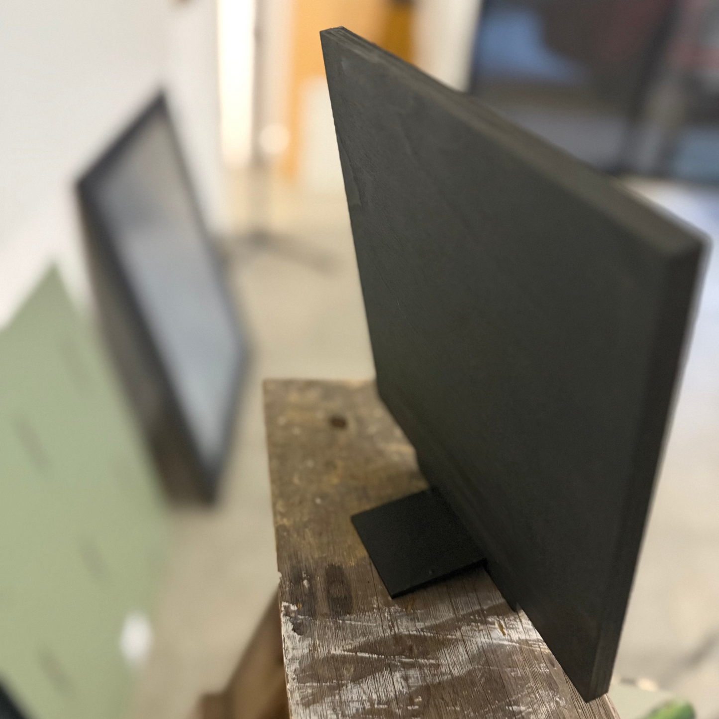 Poppy stand up frame